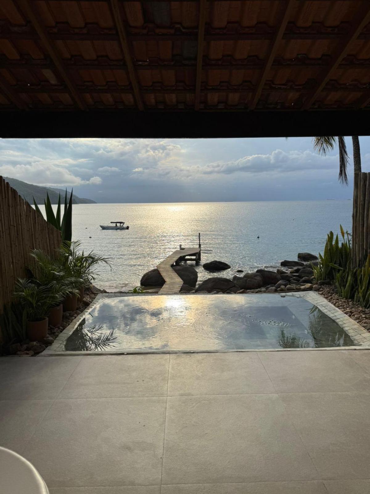 Villa Casa Da Ilha à Praia de Araçatiba Extérieur photo