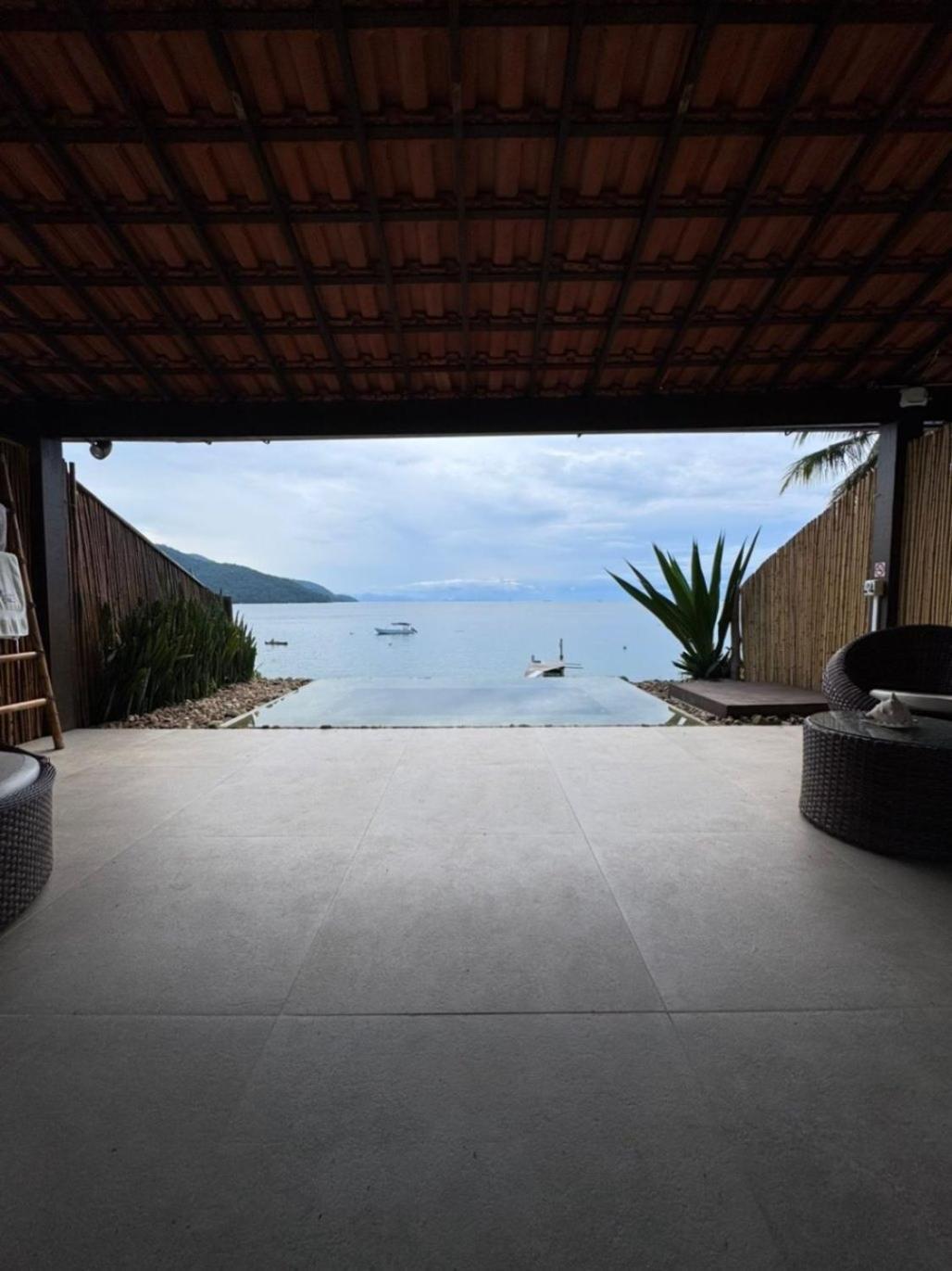 Villa Casa Da Ilha à Praia de Araçatiba Extérieur photo