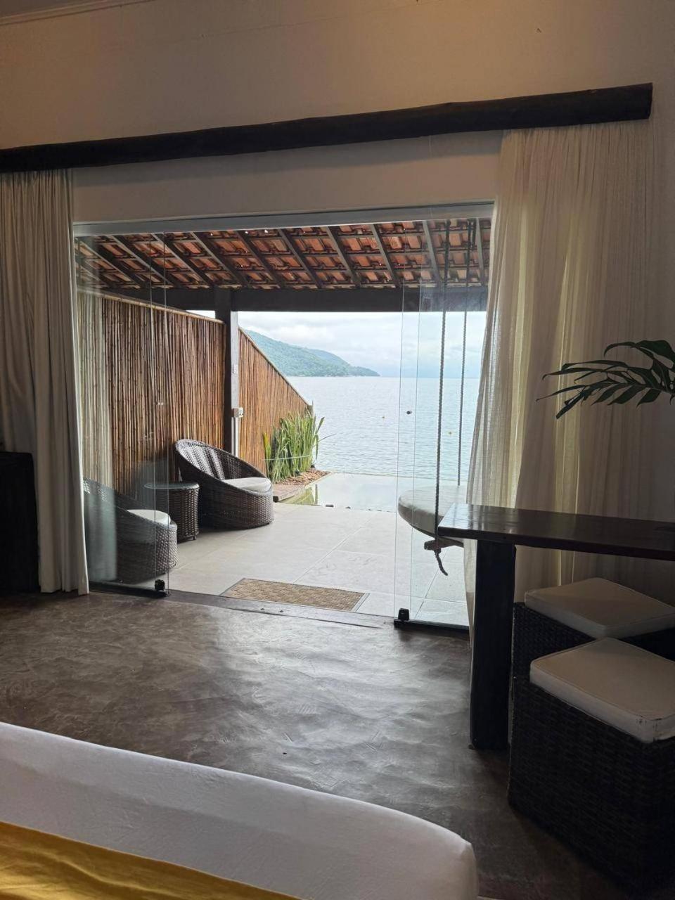 Villa Casa Da Ilha à Praia de Araçatiba Extérieur photo
